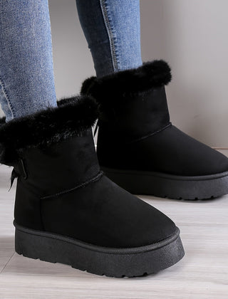 Winterstiefel mit Plüschfutter und Schleifendetail