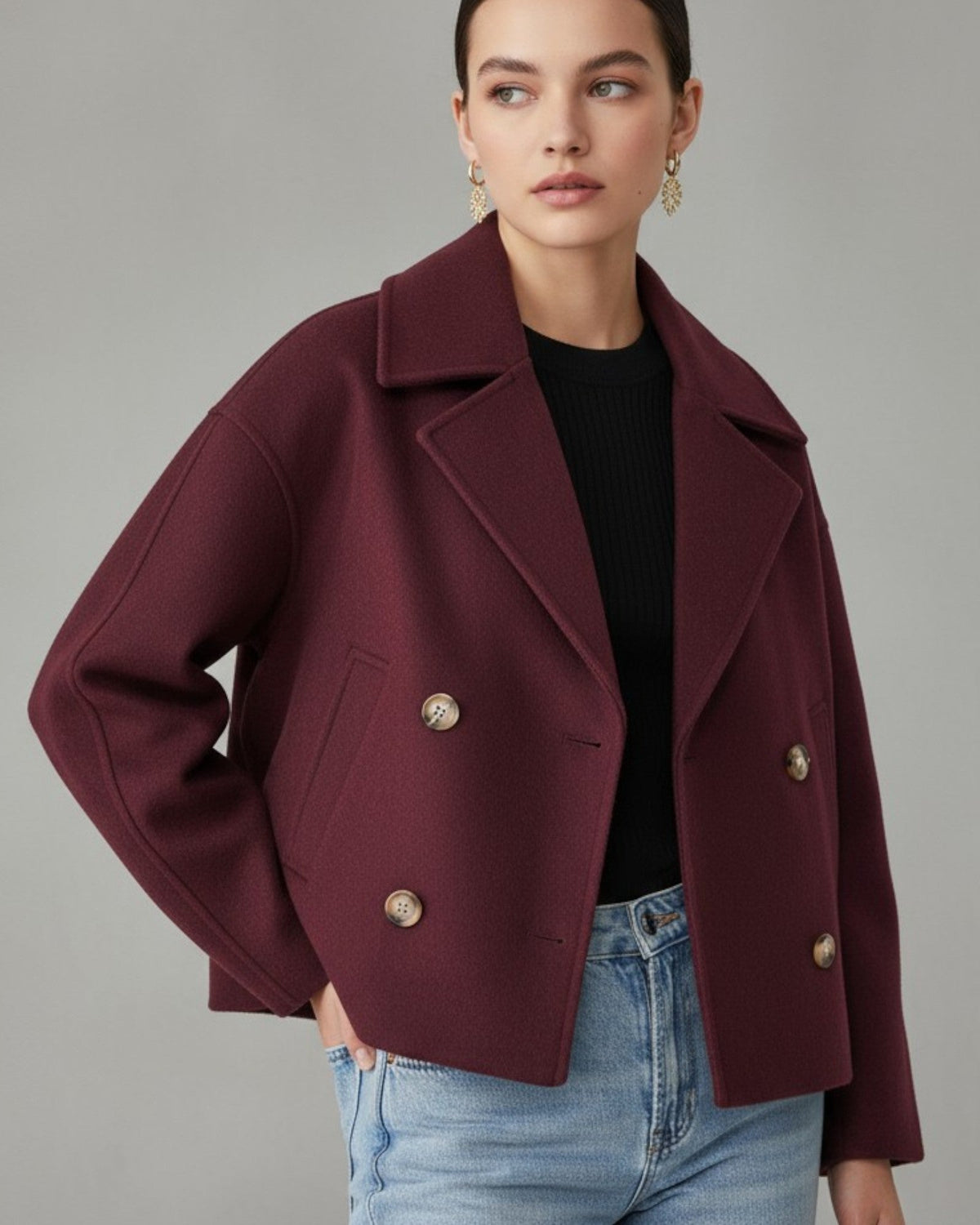 Kurze Damenjacke mit Reverskragen und doppelreihigem Verschluss, Produktbild 9