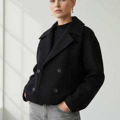 Kurze Damenjacke mit Reverskragen und doppelreihigem Verschluss, Produktbild 7