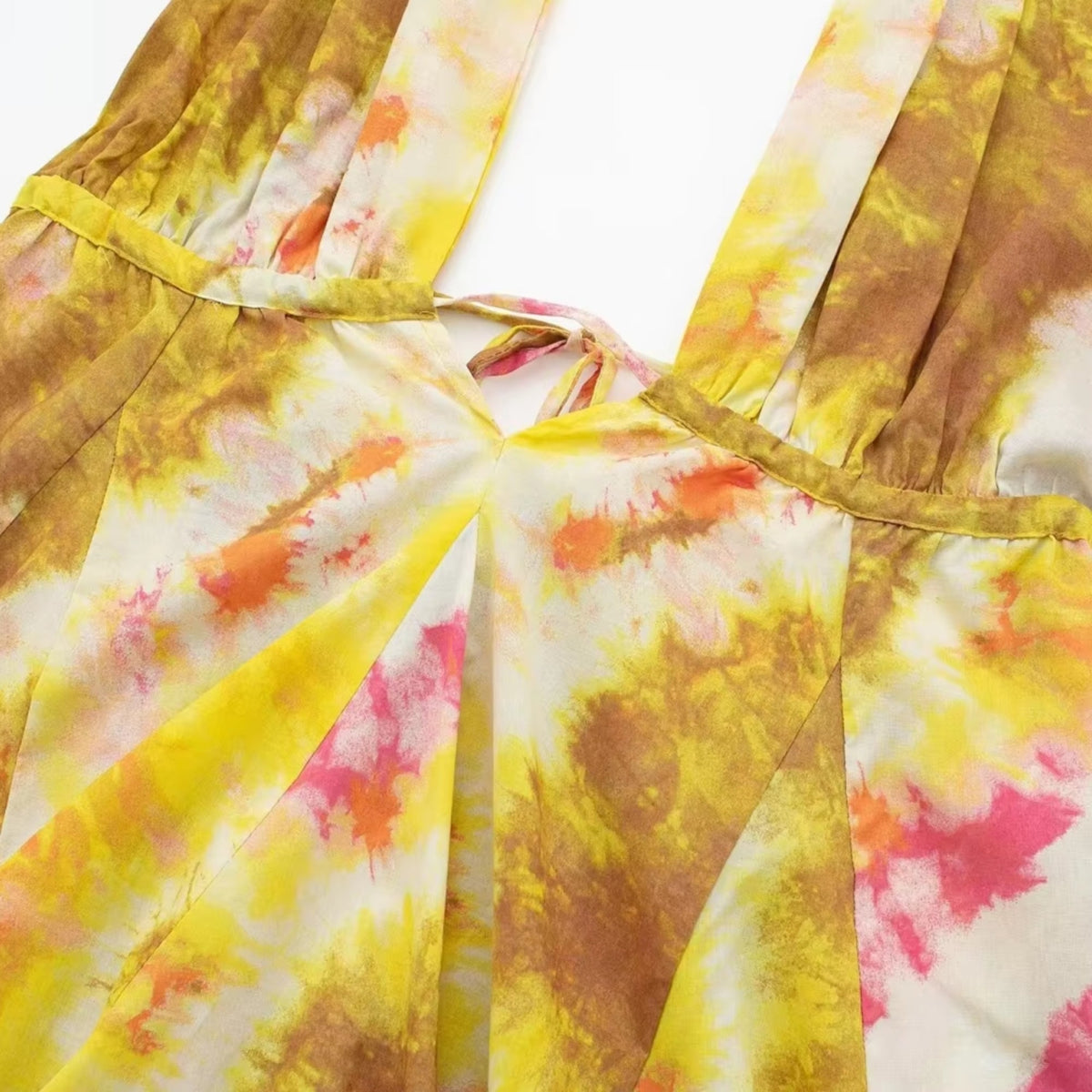 Sommerkleid Batikprint Rückenfrei