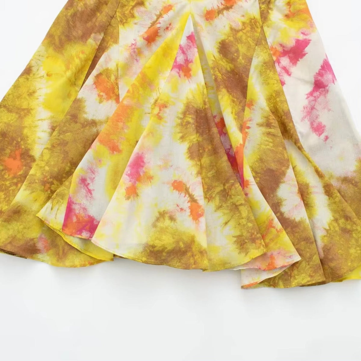 Sommerkleid Batikprint Rückenfrei
