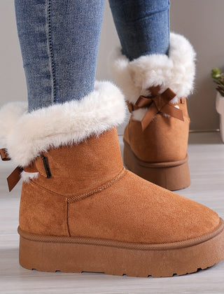 Winterstiefel mit Plüschfutter und Schleifendetail