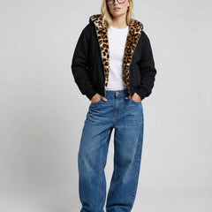 Wendebomberjacke für Damen mit Kapuze und Leopardenfutter, Produktbild 2