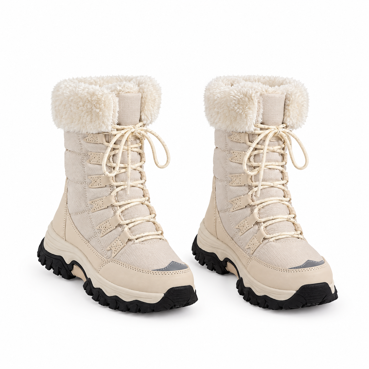 Winterstiefel Damen Fellkragen vor weißem Hintergrund